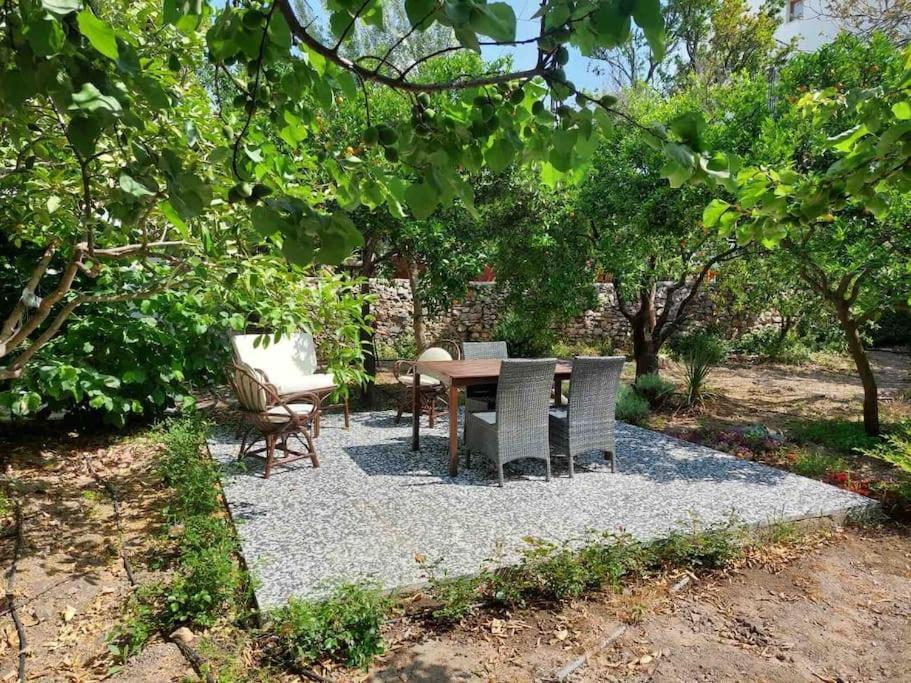 Mel'S Garden House In The Heart Of The City Bodrum Kültér fotó